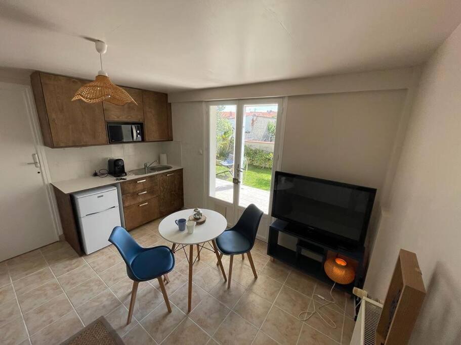 La Rochelle Rdc De Maison Proche Ile De Re Bagian luar foto